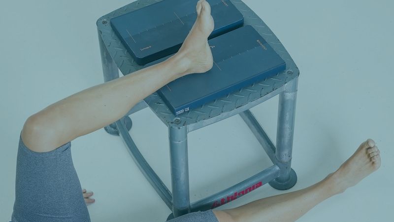 Planificación técnica para la rehabilitación de rodilla: progresión de carga y fuerza con enfoque individualizado y dual task